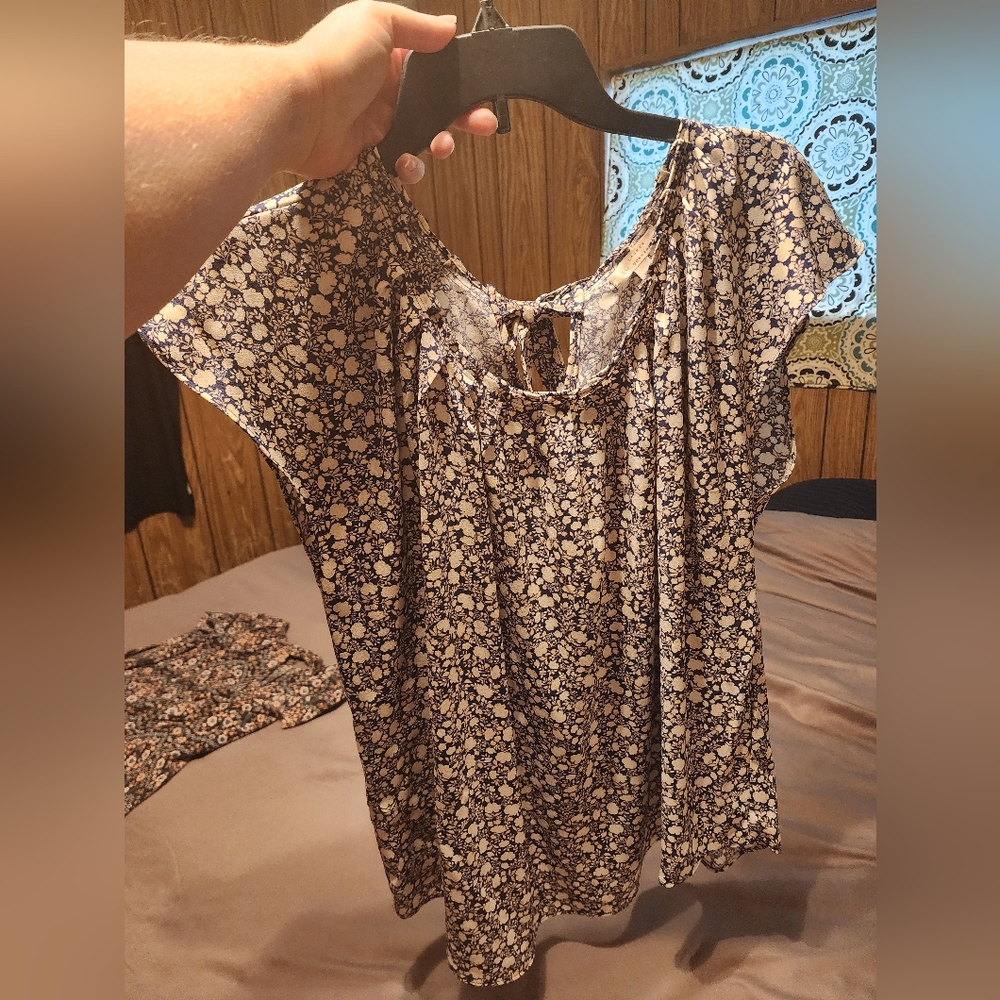 Lauren Conrad Blouse